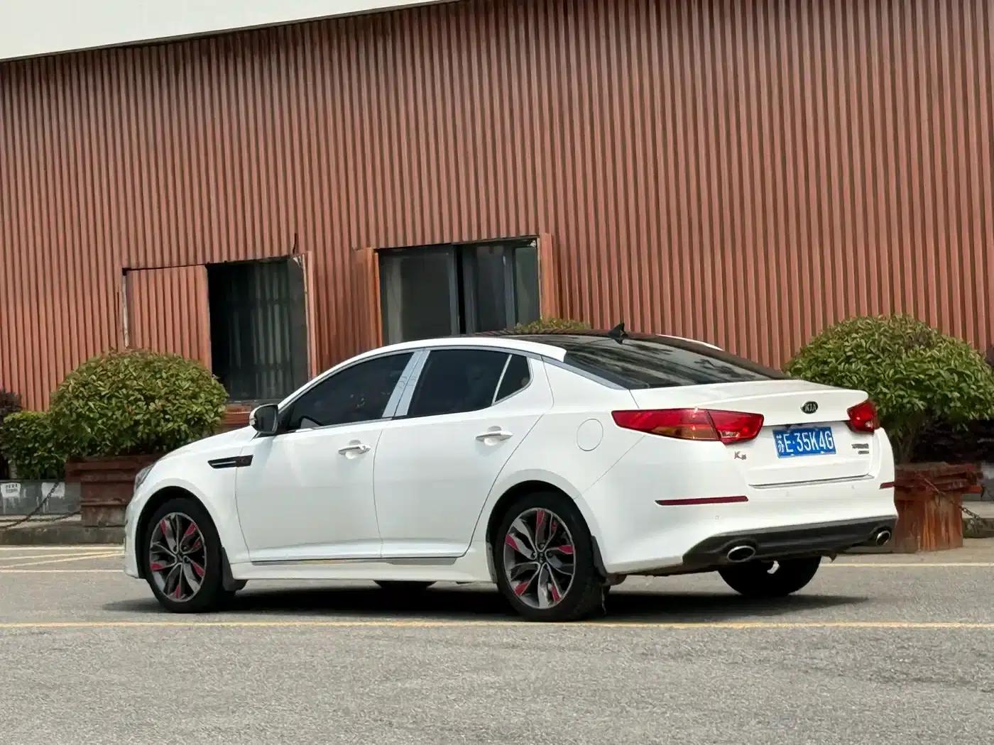 Kia K5 2014 2.0L Automatic Luxury — миниатюра 5