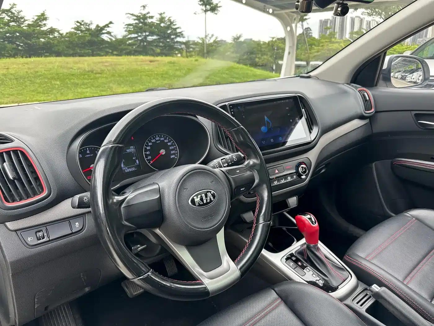 KX3 Sportage 2017 1.6T Automatic Premium Edition — миниатюра 15