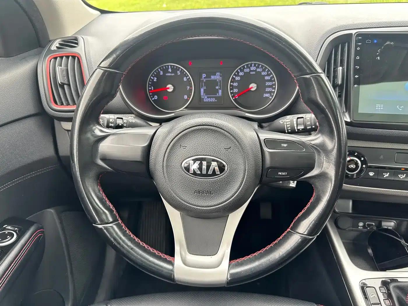 KX3 Sportage 2017 1.6T Automatic Premium Edition — миниатюра 17