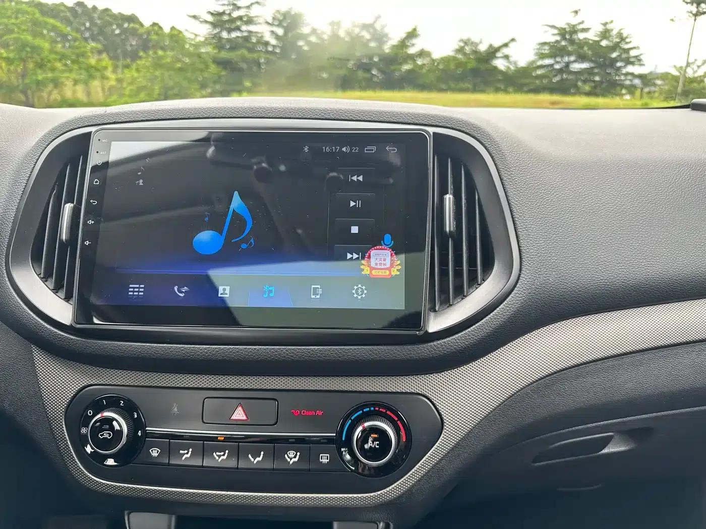 KX3 Sportage 2017 1.6T Automatic Premium Edition — миниатюра 18