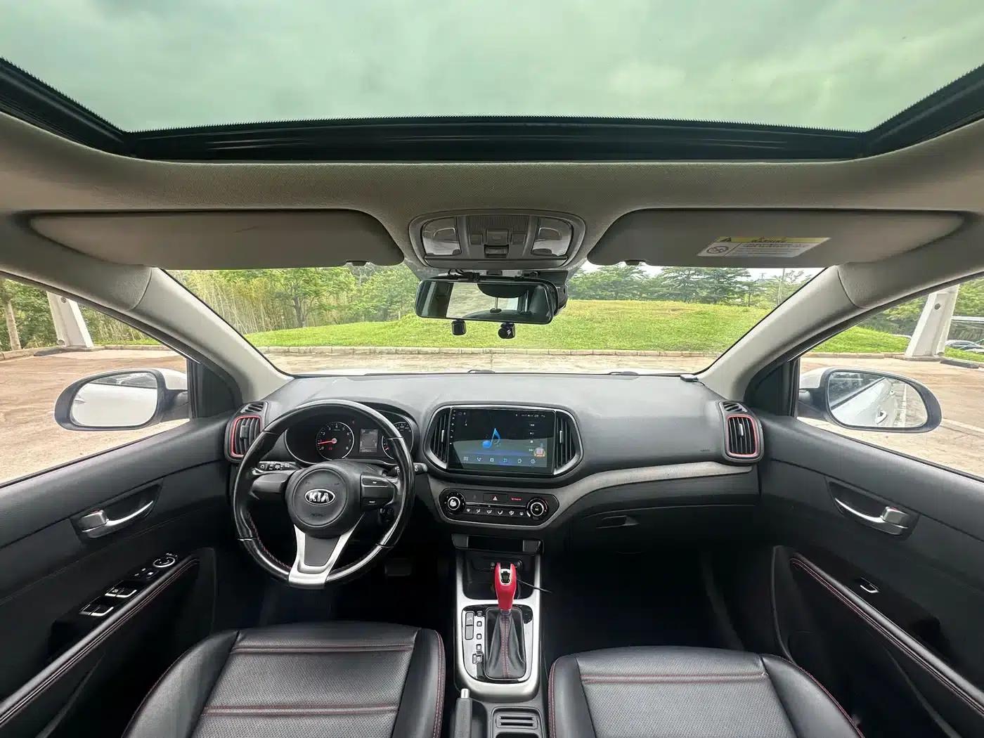 KX3 Sportage 2017 1.6T Automatic Premium Edition — миниатюра 20