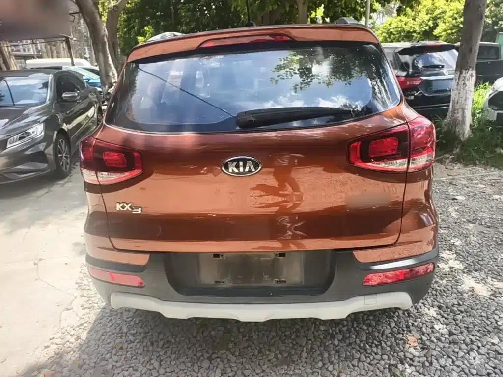 KX3 Sportage 2017 1.6L Automatic Premium Edition — миниатюра 6