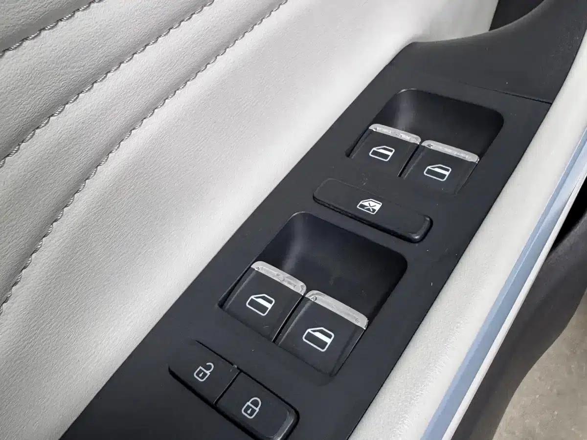 Chery Tiggo 3x 2022 PLUS 1.5L CVT Enjoyable Pine Nut Edition — миниатюра 13