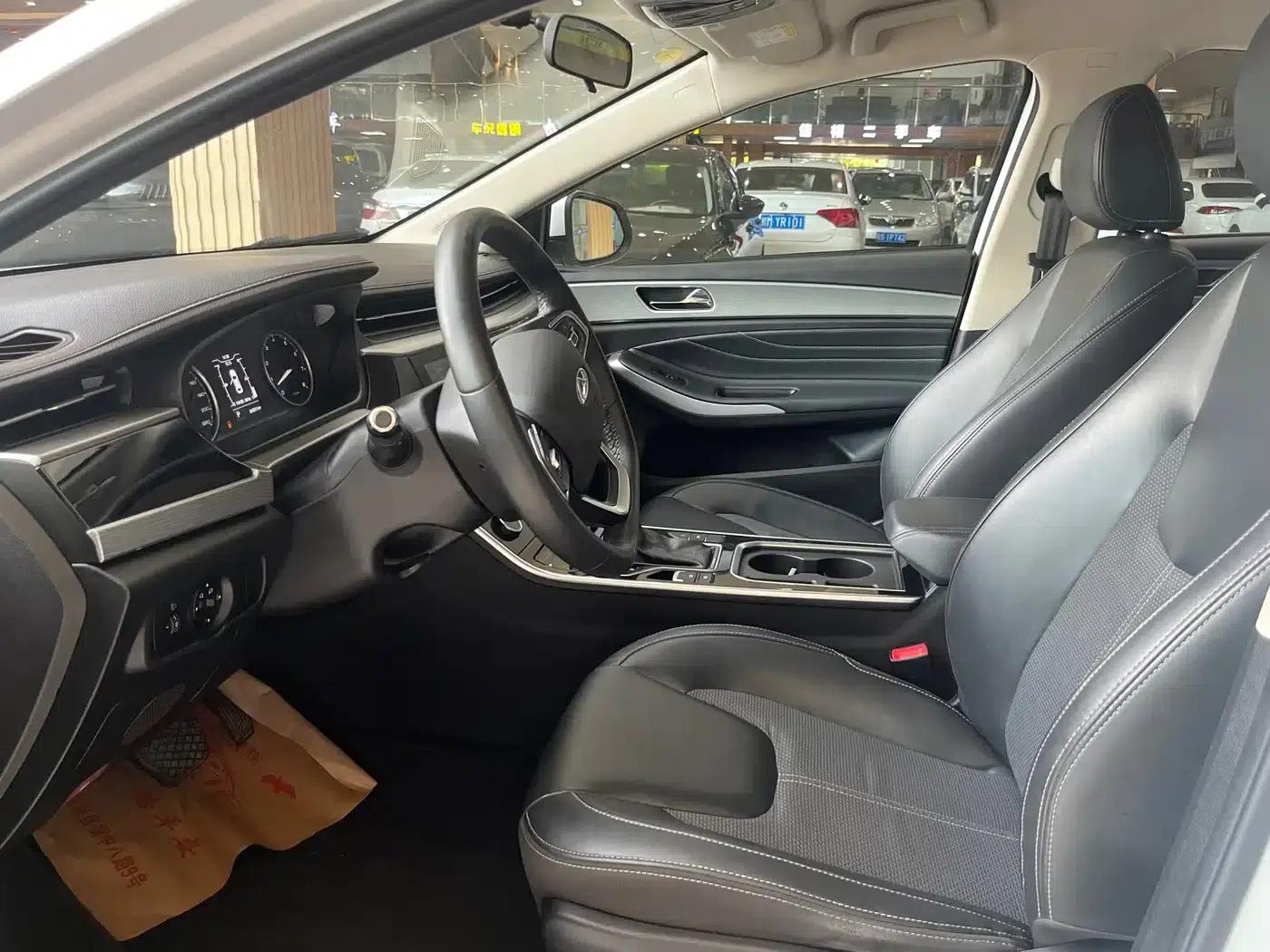 Chery Arrizo GX 2021 Champion Edition 1.5L CVT Premium Edition — миниатюра 4