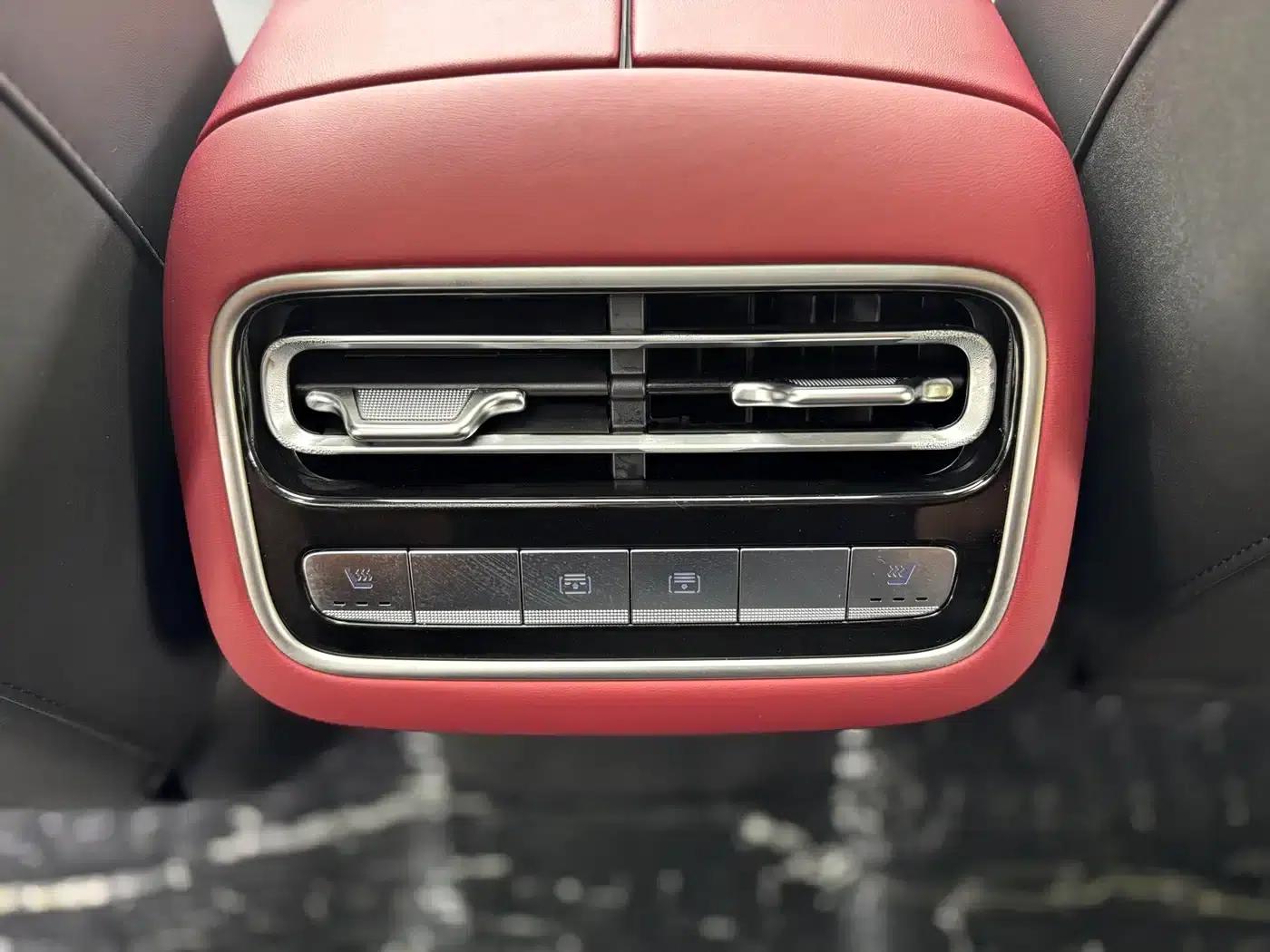 Fengyun A9L 2025 All-Wheel Drive High-Performance Peak Edition — миниатюра 10