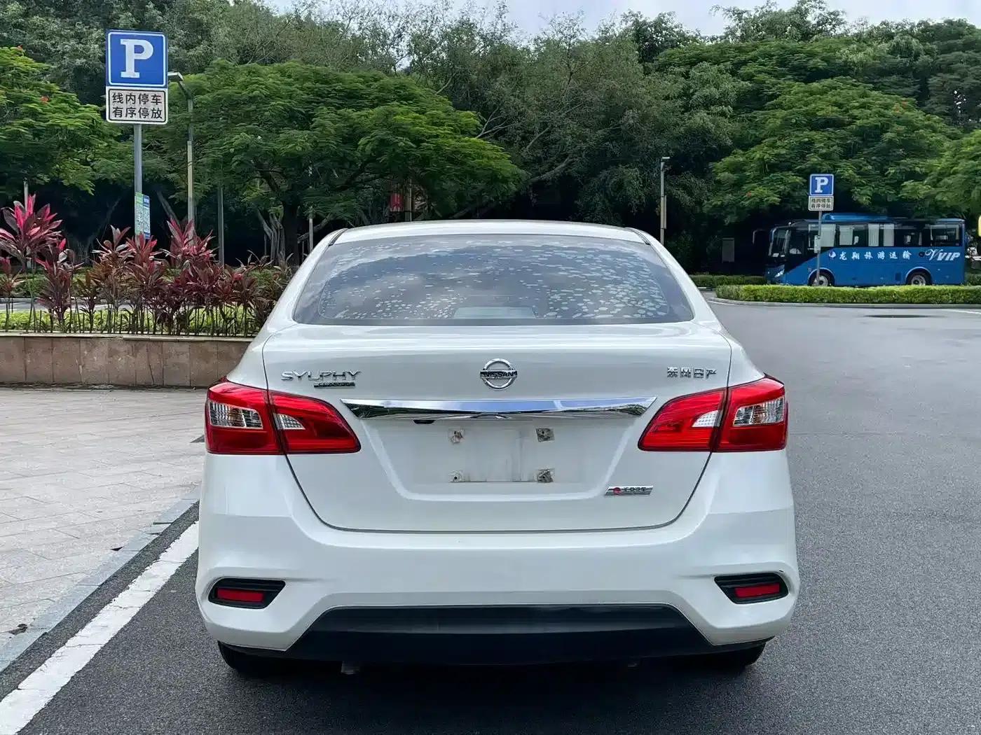 Nissan Sylphy 2021 Classic 1.6XL CVT Luxury Edition — миниатюра 8