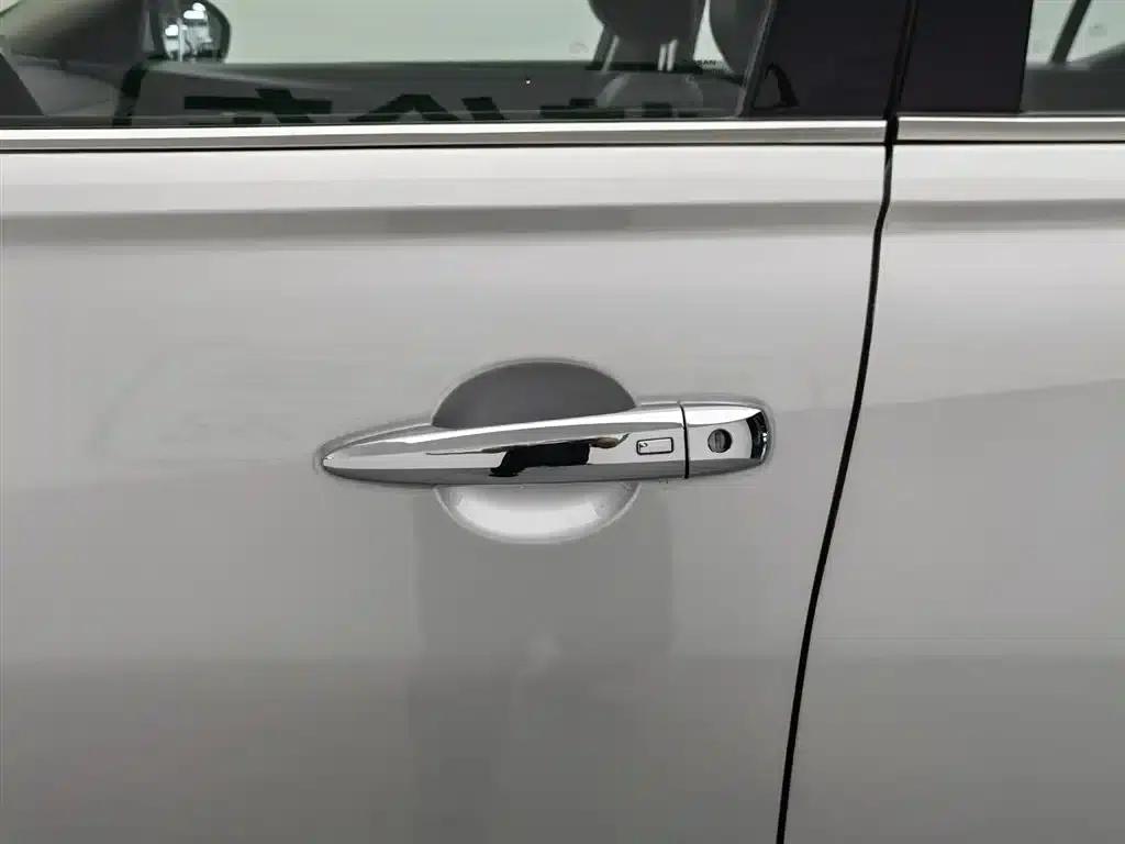 Teana 2021 2.0L XL Comfort Edition — миниатюра 18