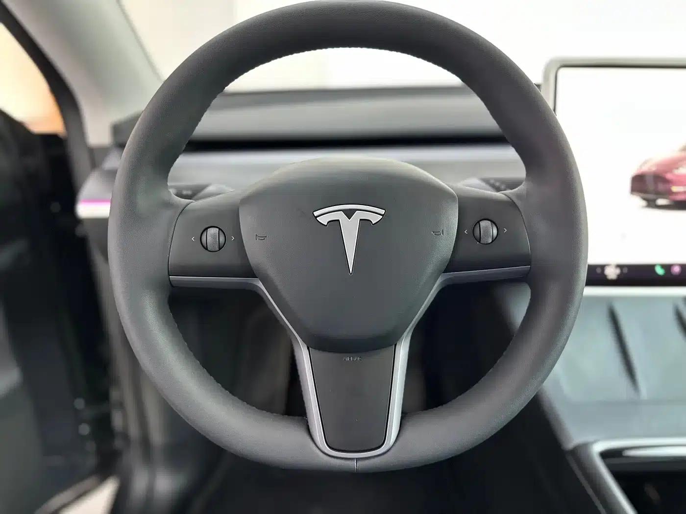 Model Y 2024 Rear-Wheel Drive — миниатюра 8