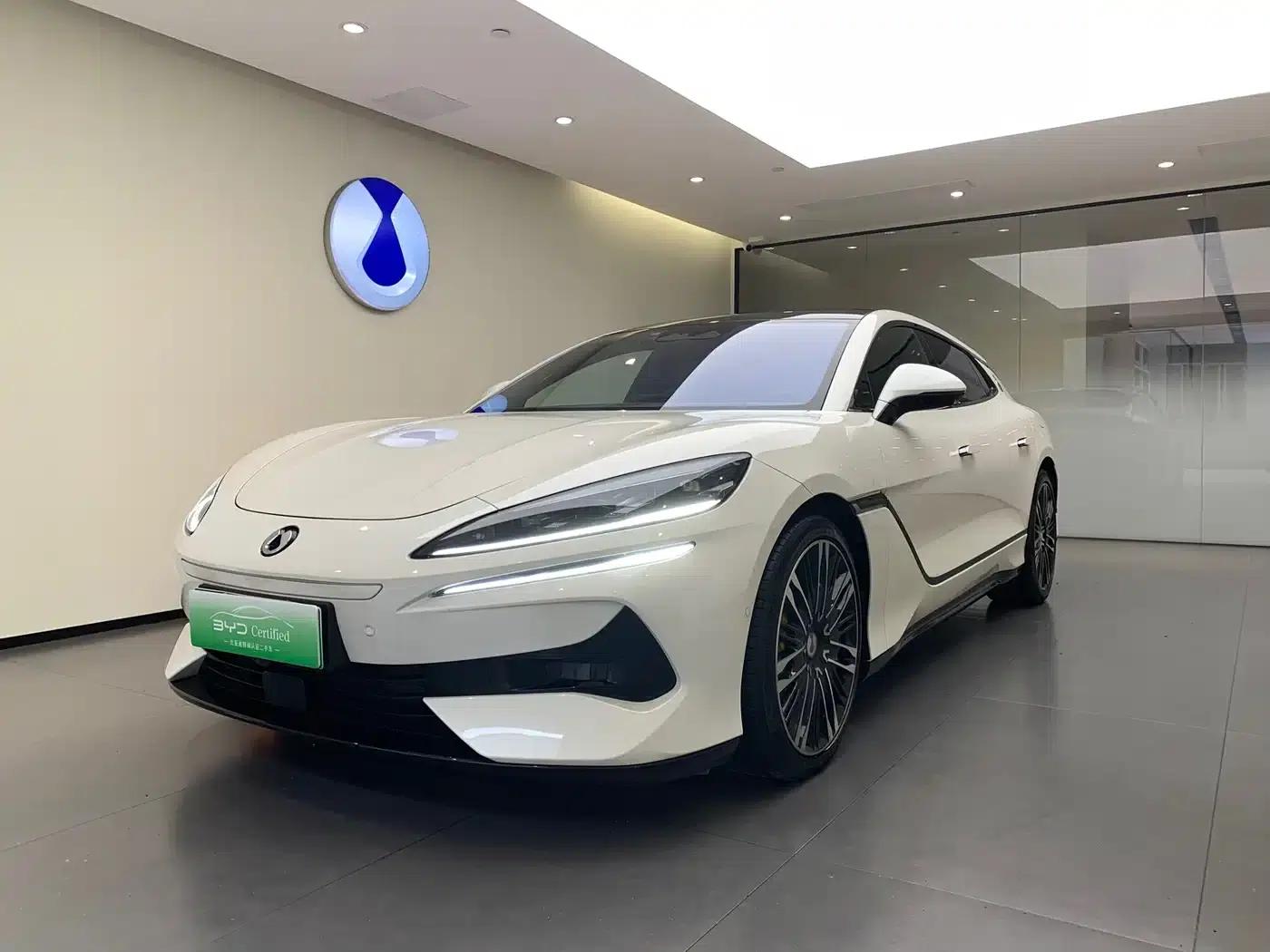 Denza Z9 GT 2024 1100 AWD Ultra Edition — миниатюра 1