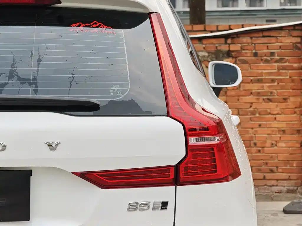 2020 Volvo XC60 T5 AWD Inscription Luxury Edition — миниатюра 23