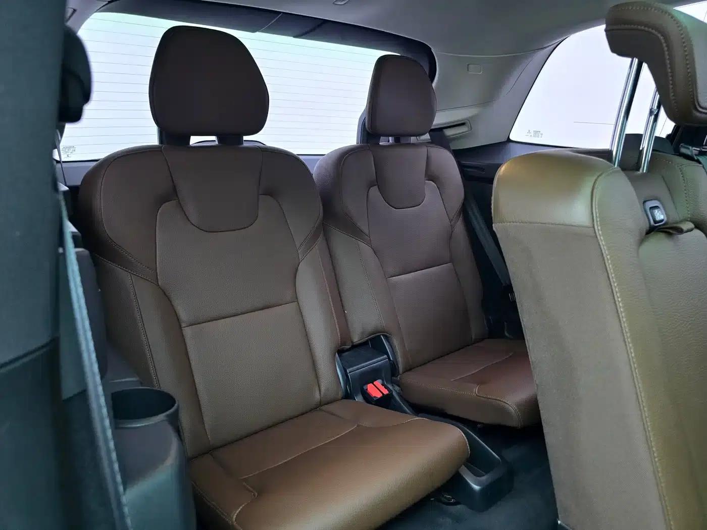2020 Volvo XC90 T6 Inscription Luxury Edition 7-seater — миниатюра 19