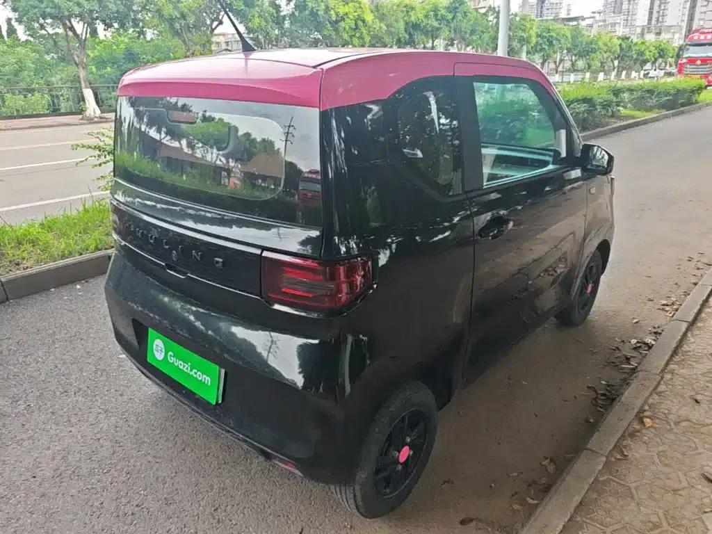 Hongguang MINIEV 2020 Enjoy Edition (Lithium Iron Phosphate) — миниатюра 7