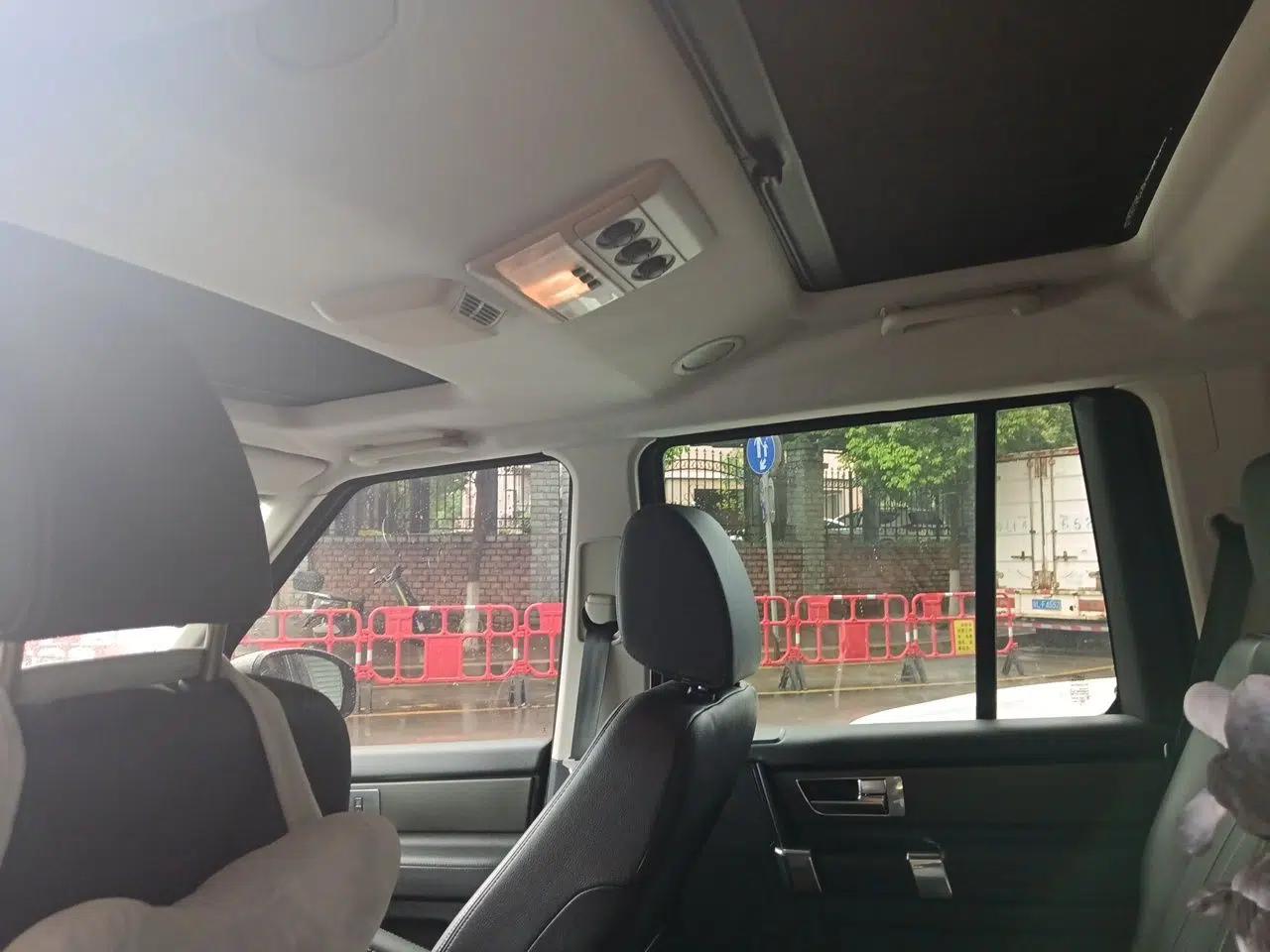 Land Rover Discovery 2015 3.0 SC V6 HSE — миниатюра 18