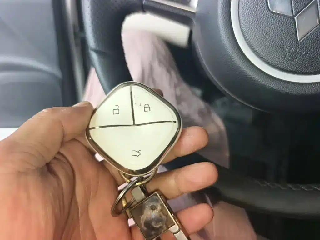 Wuling Bingo PLUS 2024 Model 330km Five-Seater — миниатюра 9