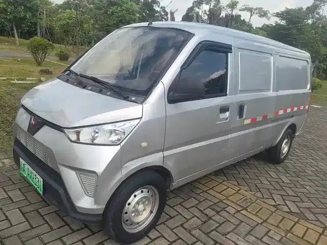 Wuling EV50 2021 model van logistics vehicle, Lishen 41.6kWh Liuji electric control system