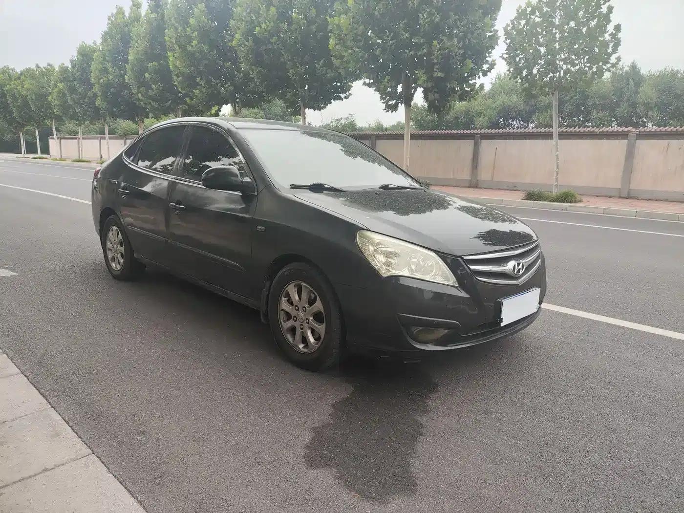Hyundai Elantra 2011 1.6L Automatic Comfort Model — миниатюра 3