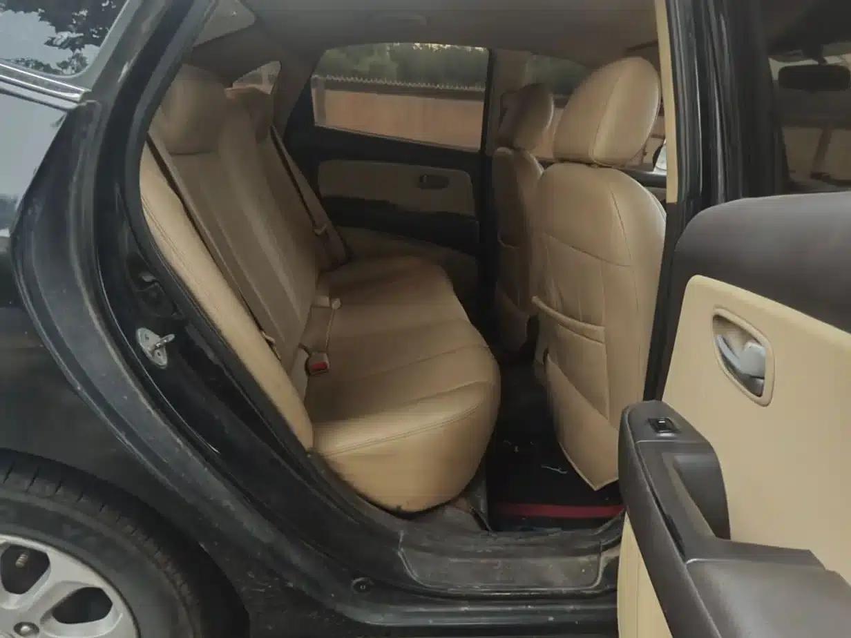 Hyundai Elantra 2011 1.6L Automatic Comfort Model — миниатюра 7