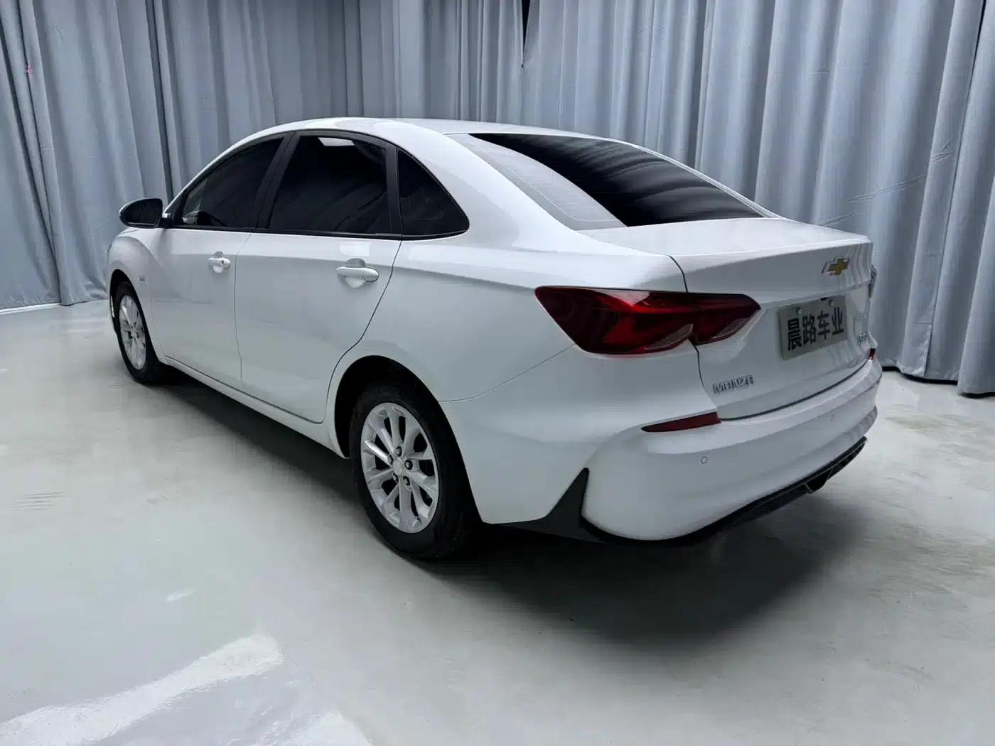 Chevrolet Cruze 2024 1.5L Dual-Clutch Enjoy Edition — миниатюра 4