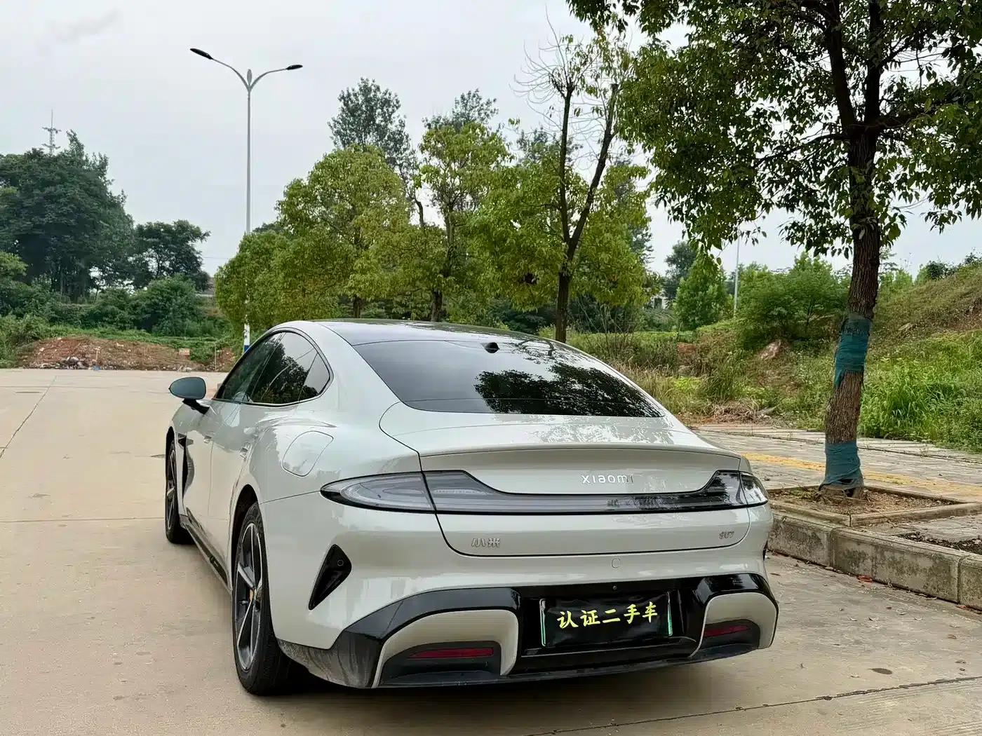 Xiaomi SU7 2024 Rear-Wheel Drive Long-Range Smart Driving Edition — миниатюра 8