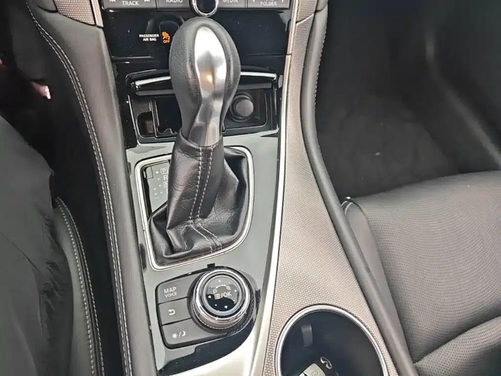 Infiniti Q50L 2016 2.0T Enjoy Edition — миниатюра 14