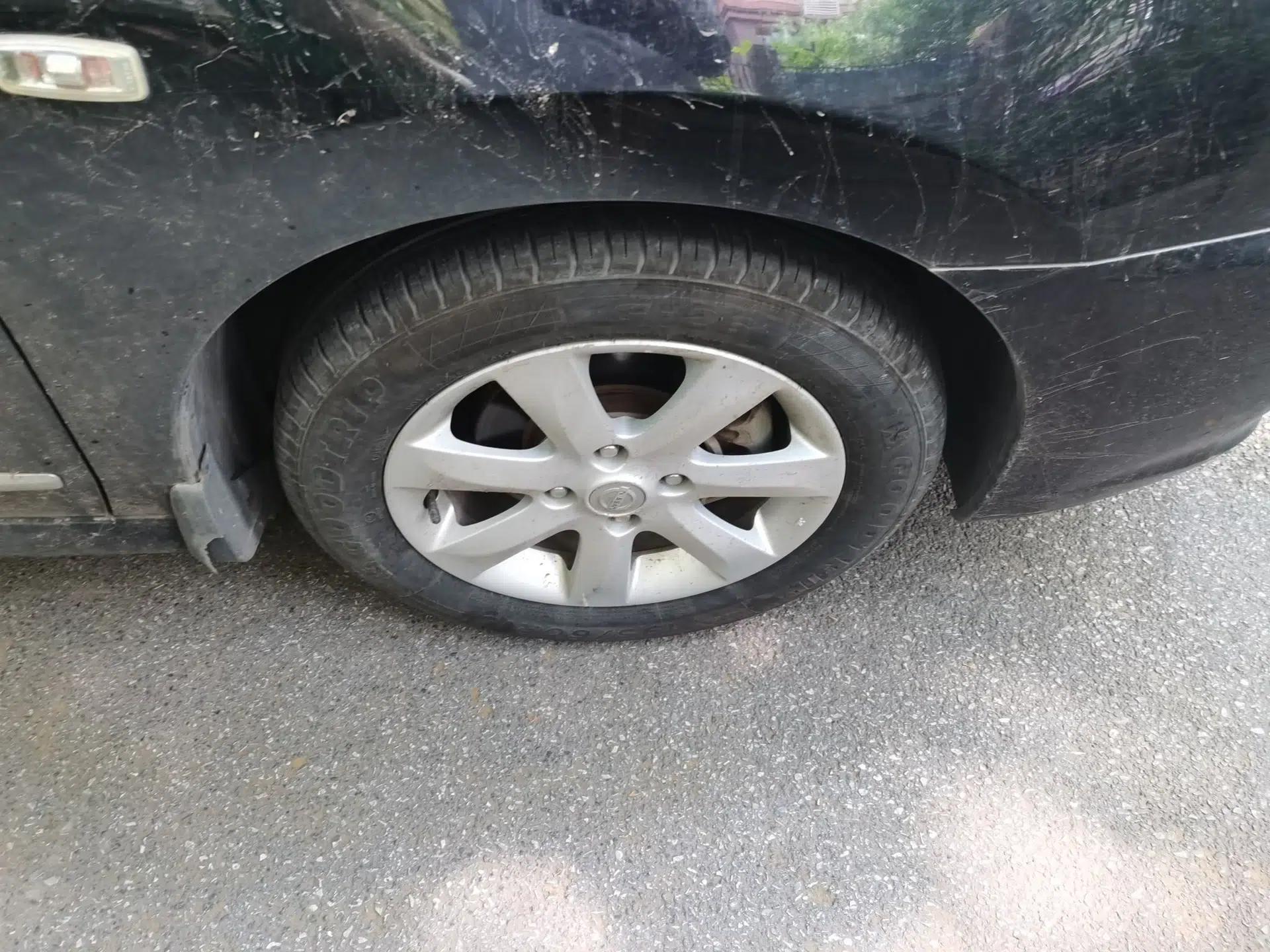 Nissan Sylphy 2009 1.6XL Automatic Luxury Sunroof Edition — миниатюра 8