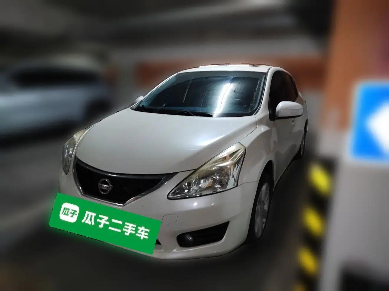 Nissan Tiida 2013 1.6L CVT Cool Cafe Edition — миниатюра 1