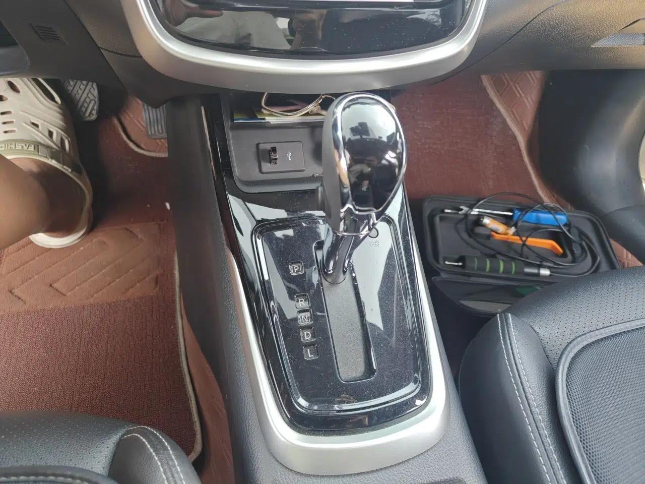 Nissan Tiida 2024 1.6L CVT Smart Drive Edition — миниатюра 14