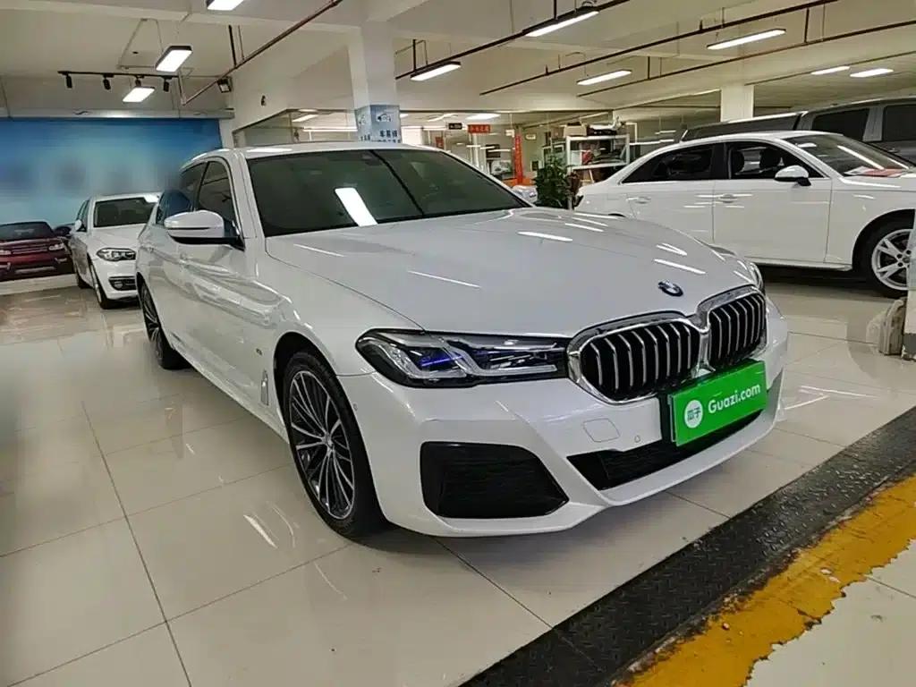 2021 BMW 5 Series Facelift 530Li Leading Edition M Sport Package — миниатюра 4