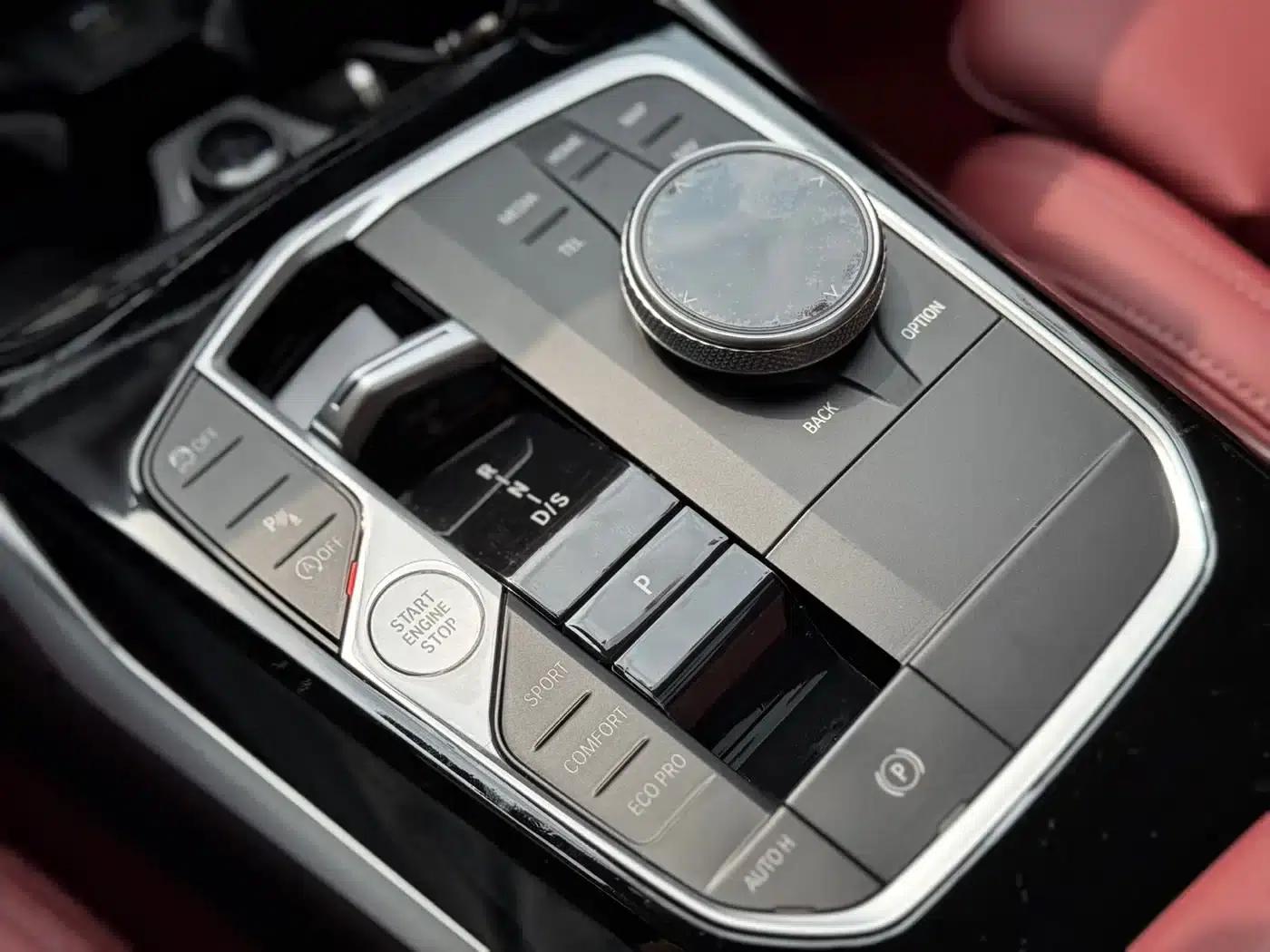 2023 BMW 3 Series 320Li M Sport Package — миниатюра 13