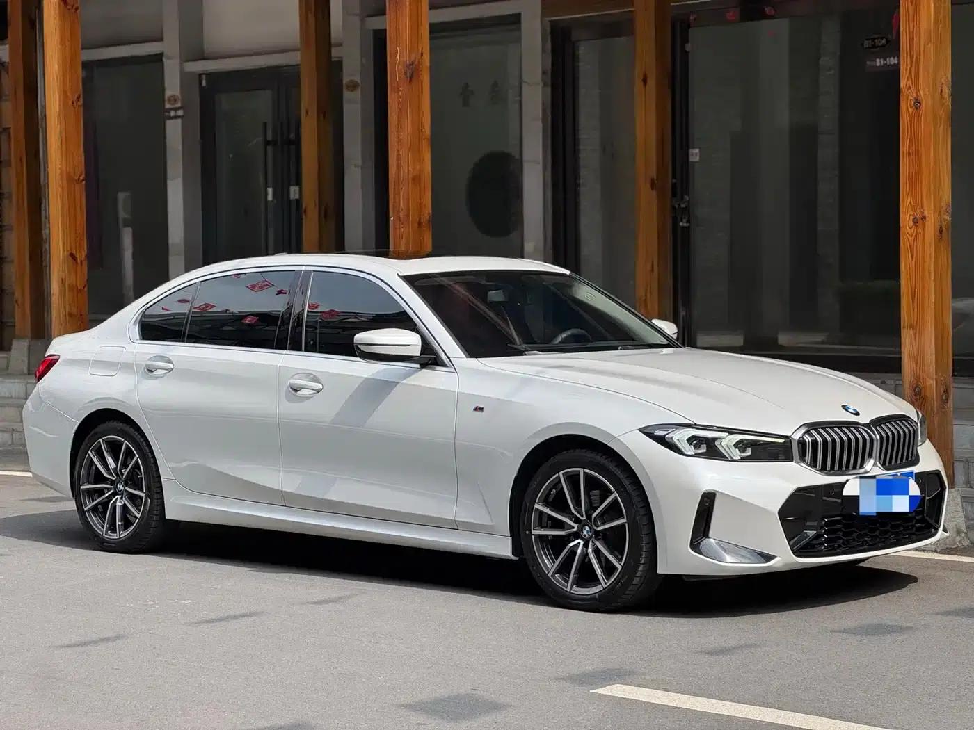 2023 BMW 3 Series 320Li M Sport Package — миниатюра 3