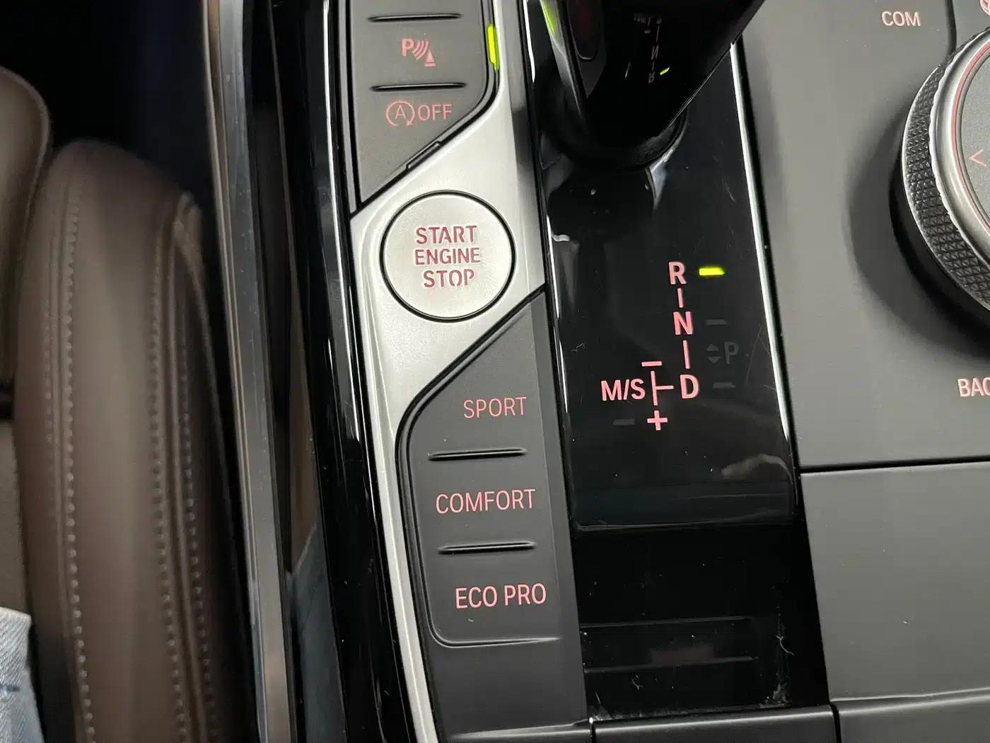 2022 BMW 3 Series 320i Sport Package — миниатюра 18