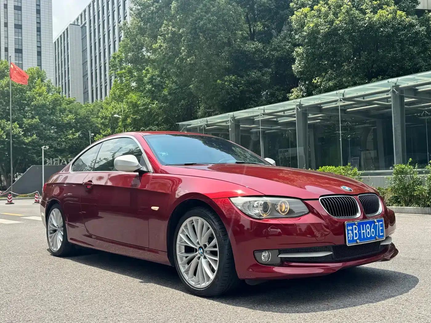 2011 BMW 3 Series 325i Coupe (Imported) — миниатюра 8
