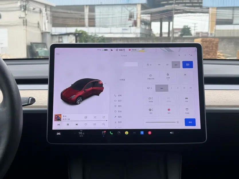 Tesla Model Y 2021 Long-Range All-Wheel-Drive Version 3D7 — миниатюра 22