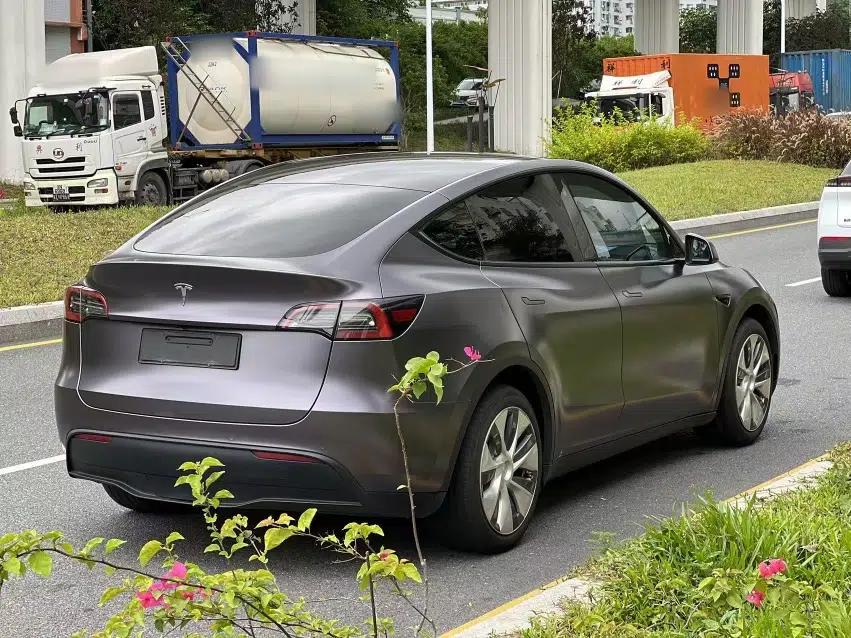 Tesla Model Y 2022 Rear-Wheel-Drive Version — миниатюра 15