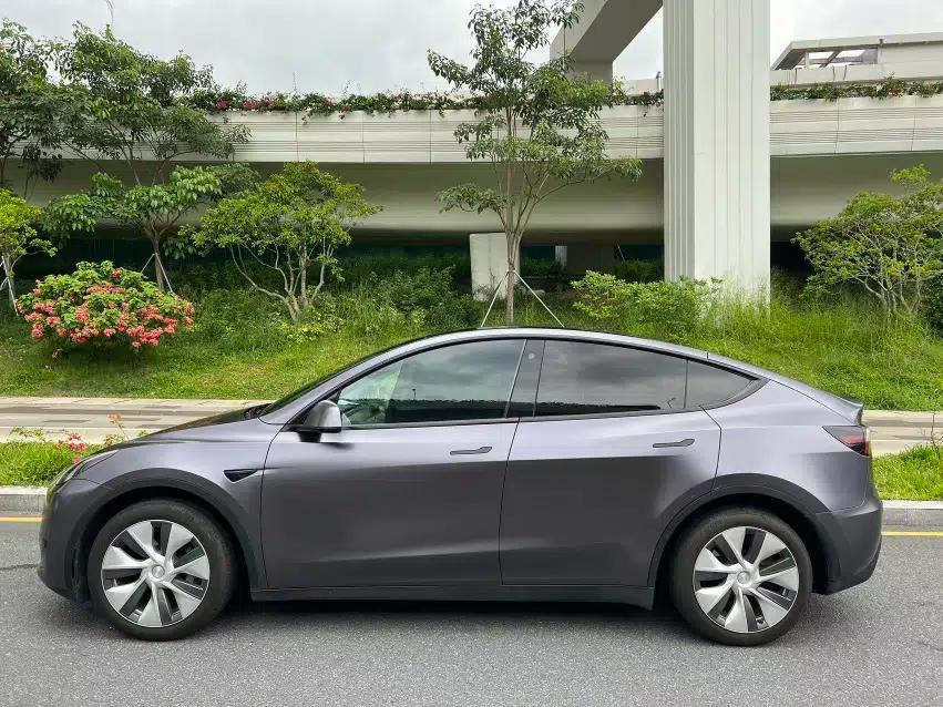 Tesla Model Y 2022 Rear-Wheel-Drive Version — миниатюра 16