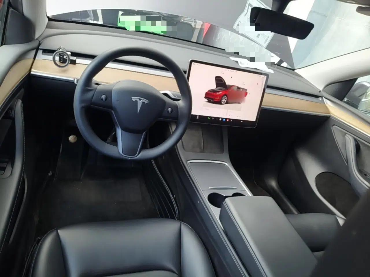 Tesla Model Y 2022 Rear-Wheel-Drive Version — миниатюра 18