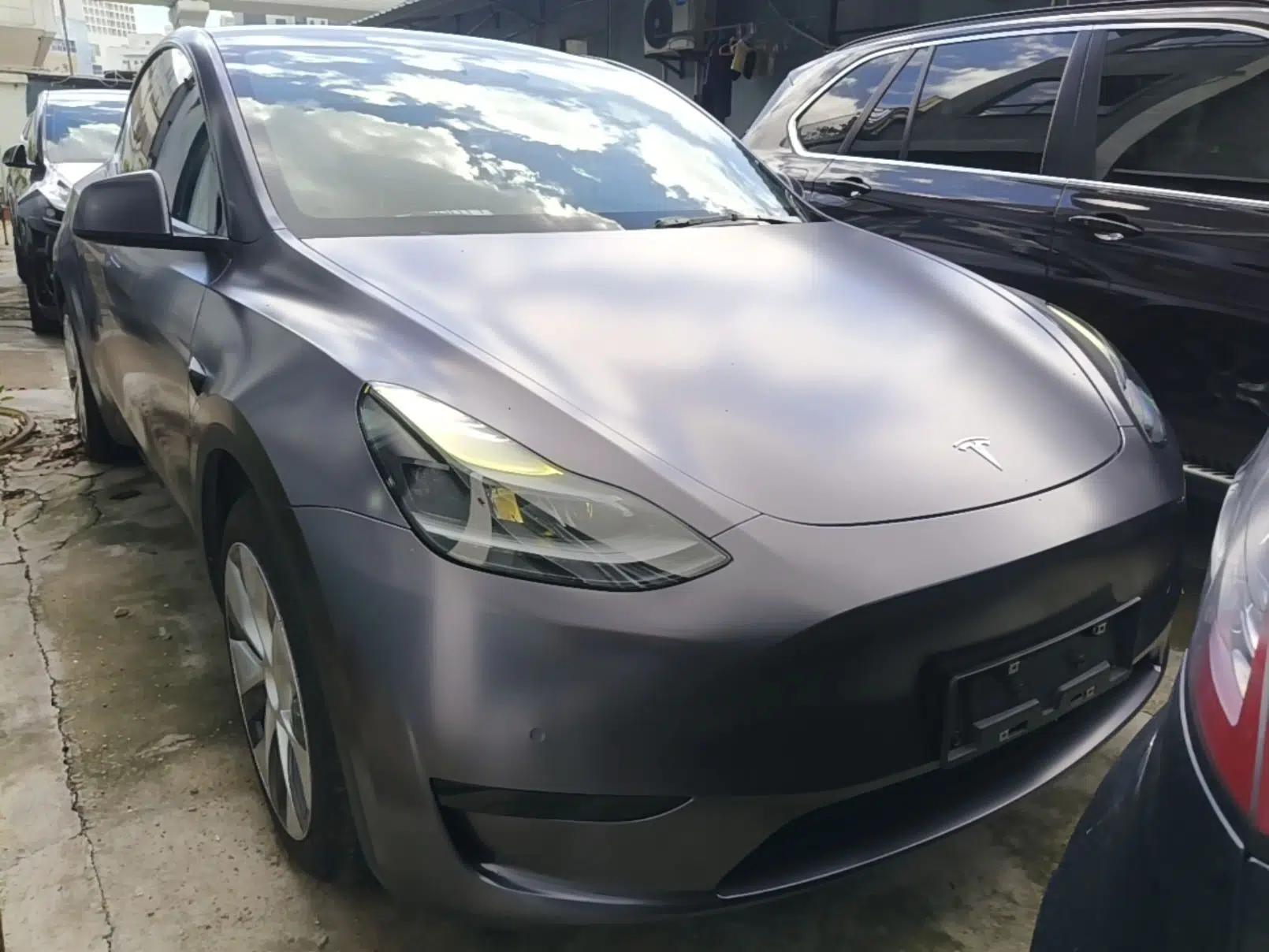 Tesla Model Y 2022 Rear-Wheel-Drive Version — миниатюра 3