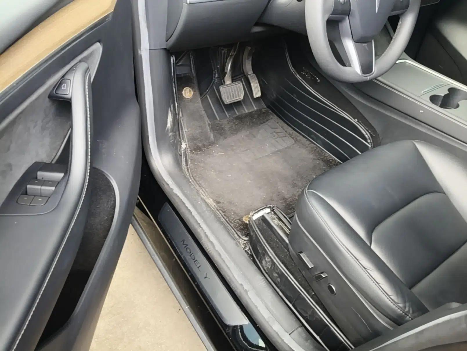 Tesla Model Y 2022 Rear-Wheel-Drive Version — миниатюра 24
