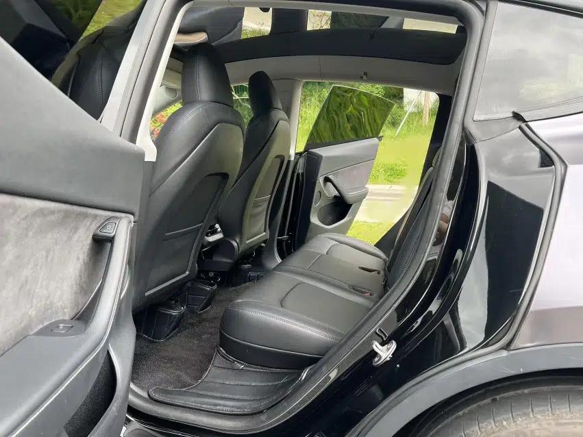 Tesla Model Y 2022 Rear-Wheel-Drive Version — миниатюра 33