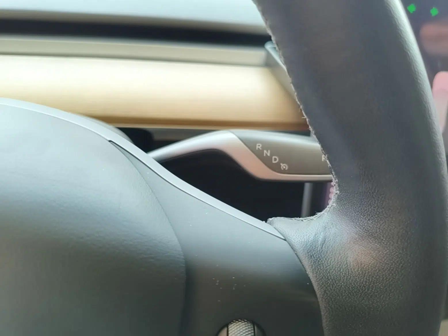 Tesla Model Y 2021 Standard Range Rear-Wheel Drive Version — миниатюра 16