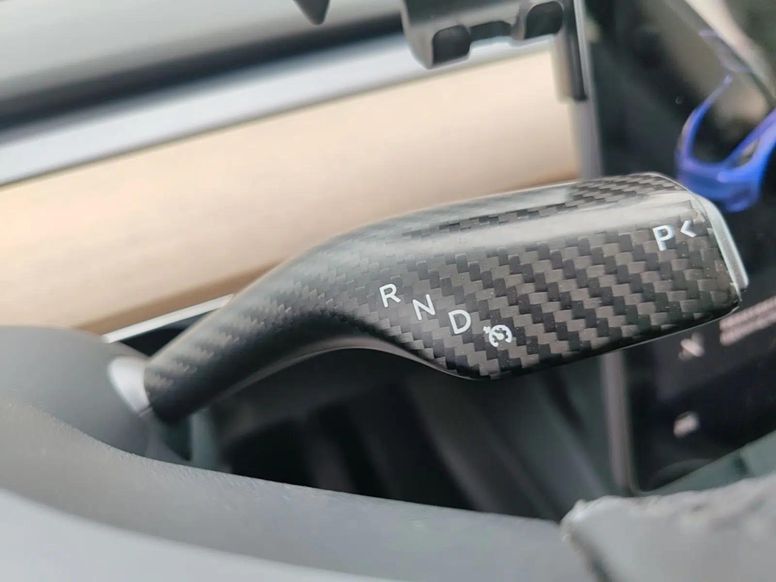 Tesla Model Y 2021 Standard Range Rear-Wheel Drive Version — миниатюра 21