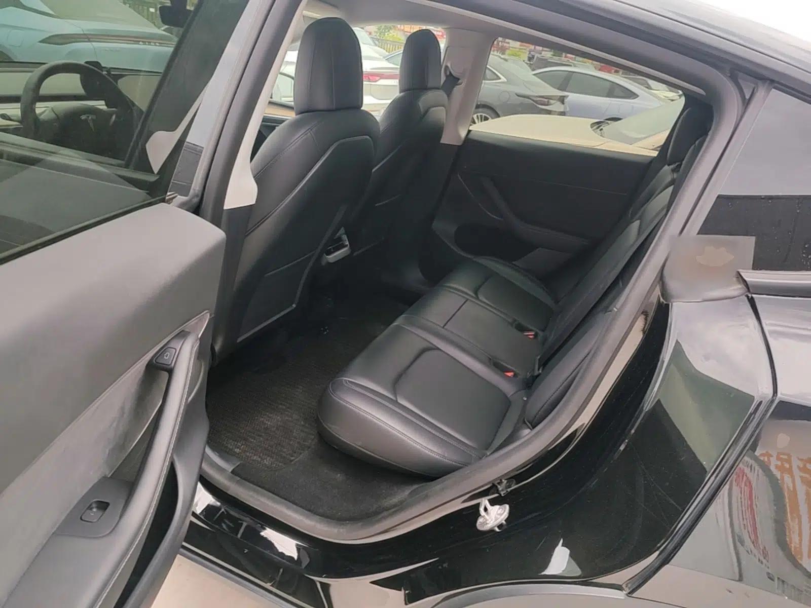 Tesla Model Y 2021 Standard Range Rear-Wheel Drive Version — миниатюра 25