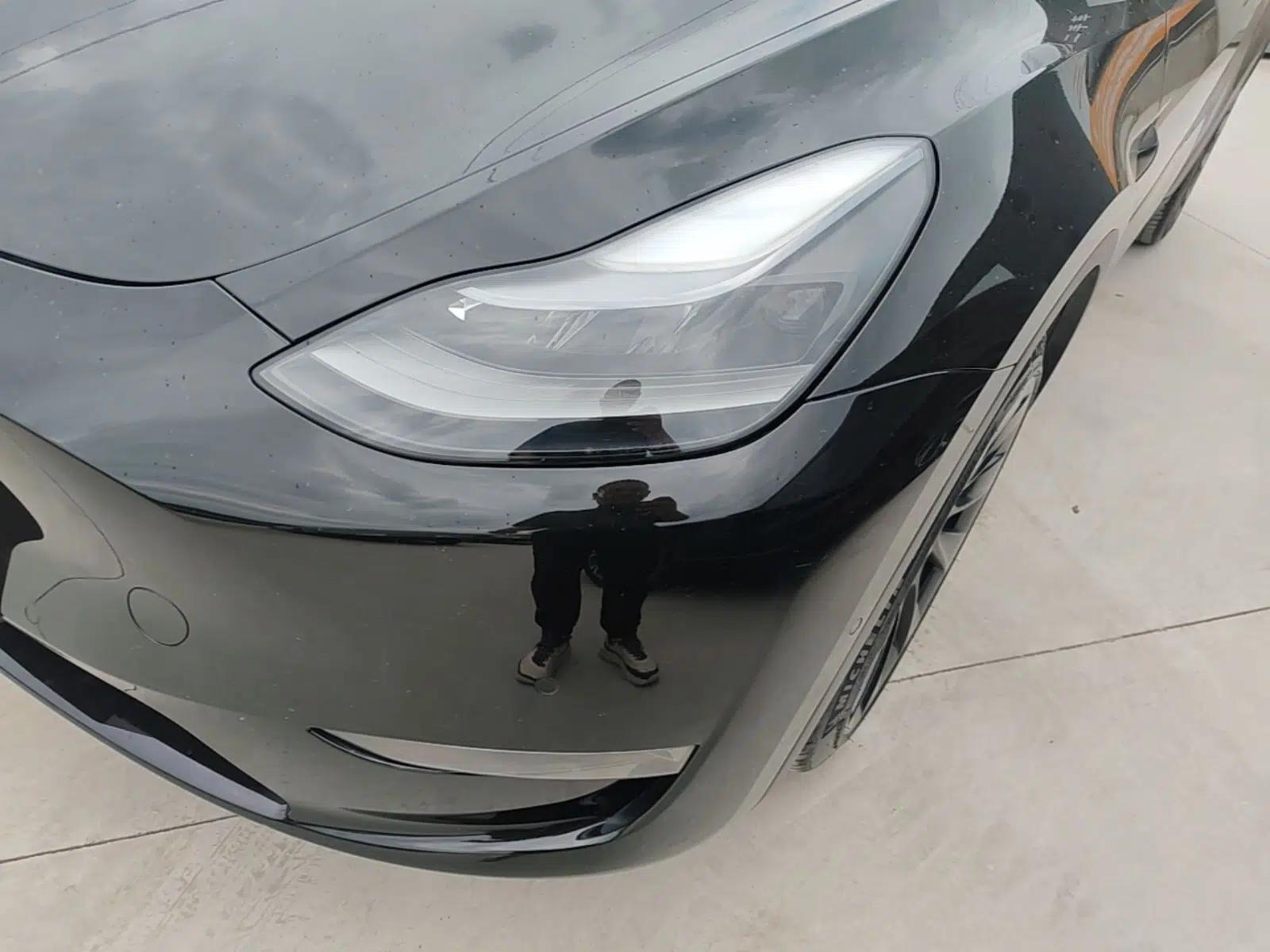 Tesla Model Y 2021 Standard Range Rear-Wheel Drive Version — миниатюра 8