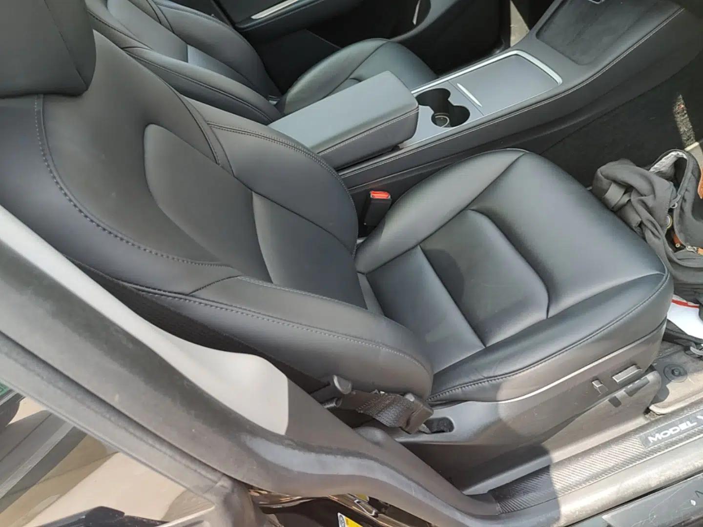 Tesla Model Y 2022 Revised Version Rear-Wheel Drive — миниатюра 19