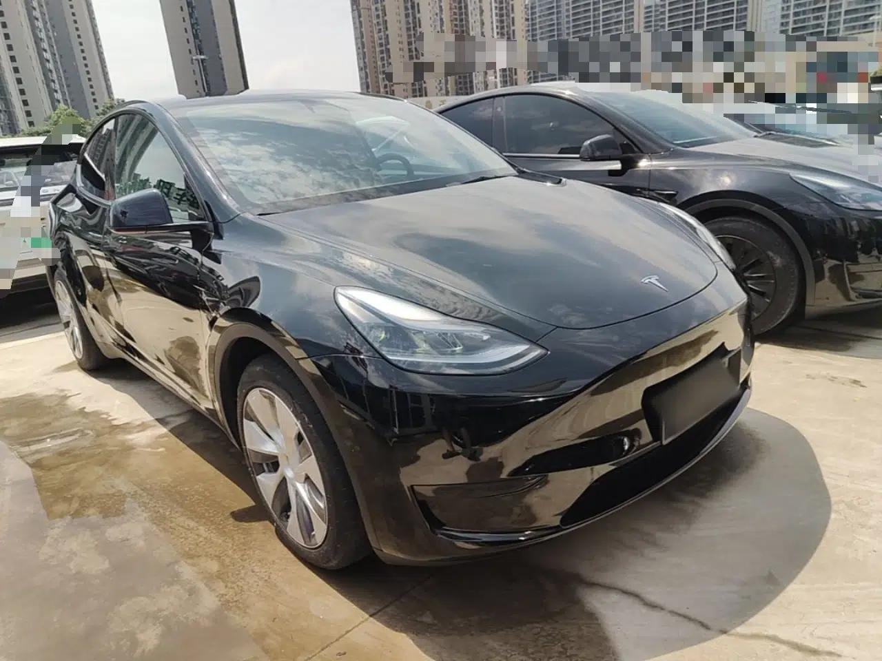 Tesla Model Y 2022 Revised Version Rear-Wheel Drive — миниатюра 3