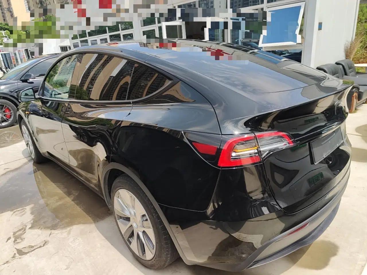 Tesla Model Y 2022 Revised Version Rear-Wheel Drive — миниатюра 4