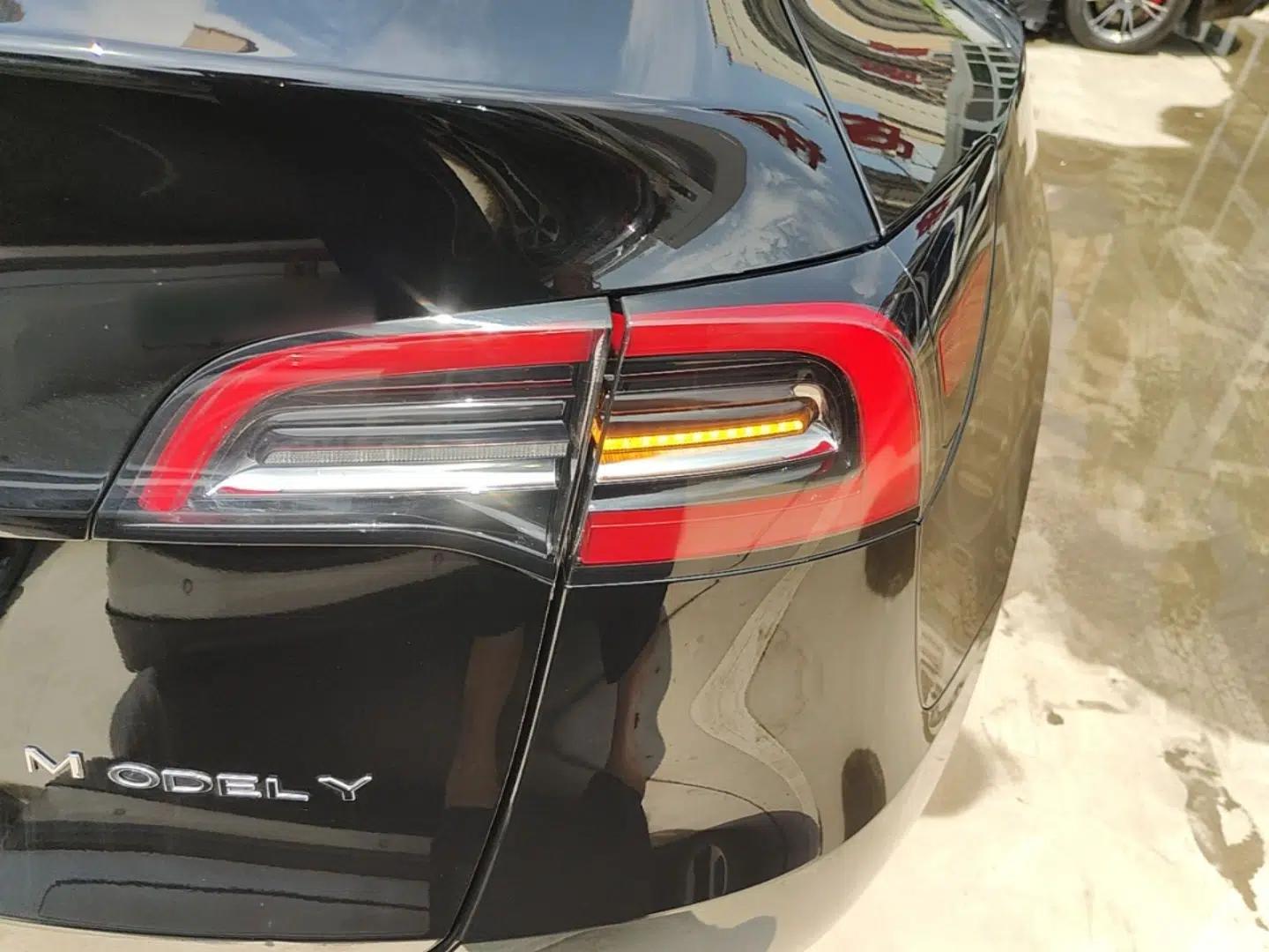 Tesla Model Y 2022 Revised Version Rear-Wheel Drive — миниатюра 9