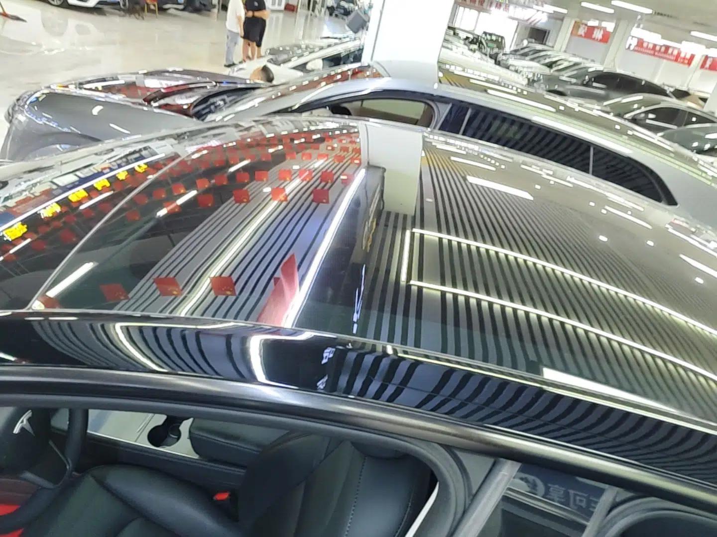 Tesla Model Y 2022 Revised Version Rear-Wheel Drive — миниатюра 7
