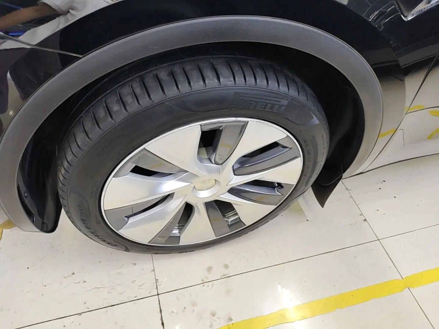 Tesla Model Y 2022 Revised Version Rear-Wheel Drive — миниатюра 10