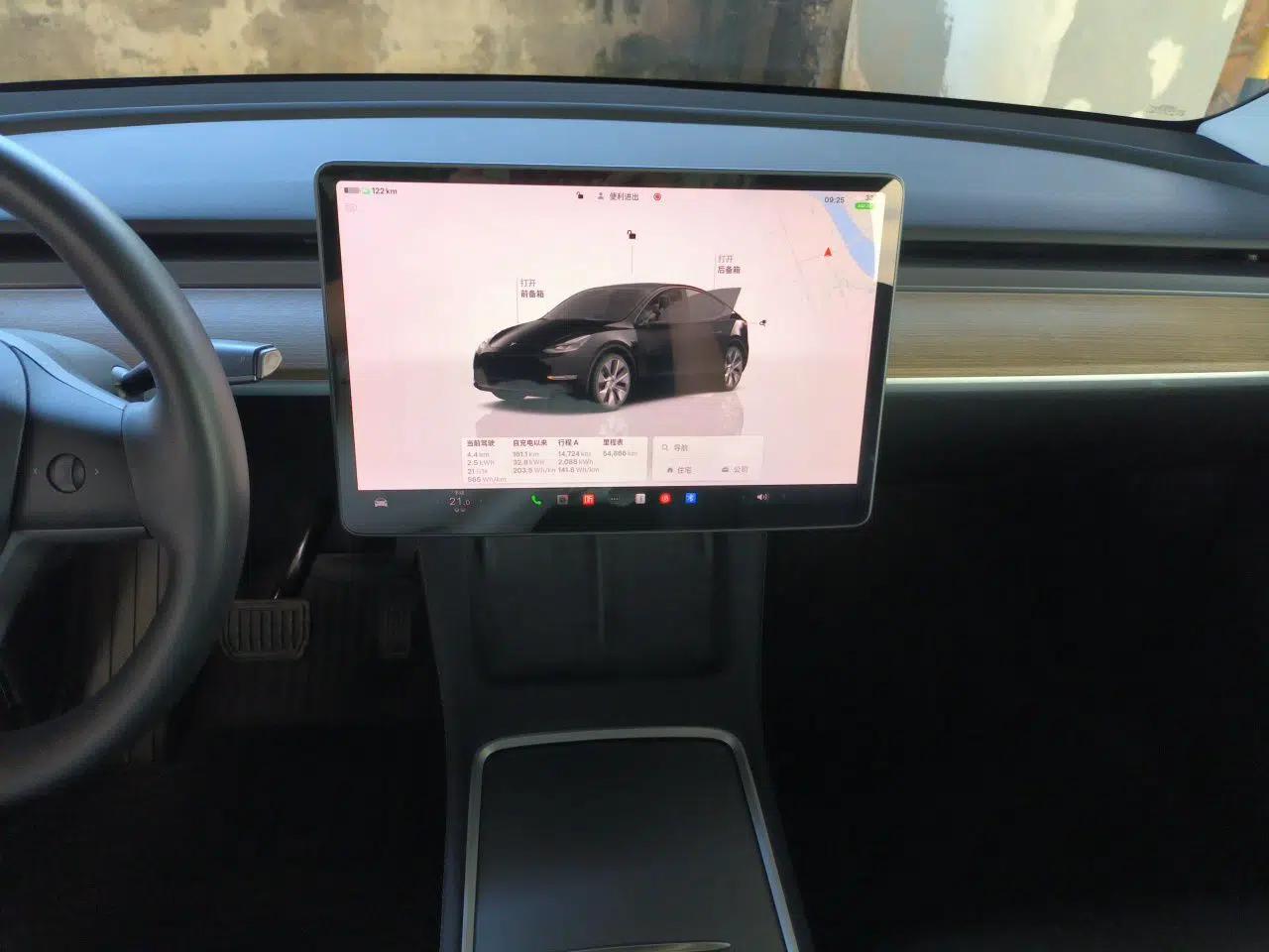 Tesla Model Y 2022 Revised Version Rear-Wheel Drive — миниатюра 13